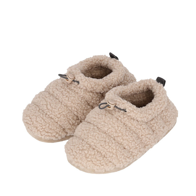 Beige teddy kindersloffen met zachte voering en antislip zool voor warm comfort binnenshuis
