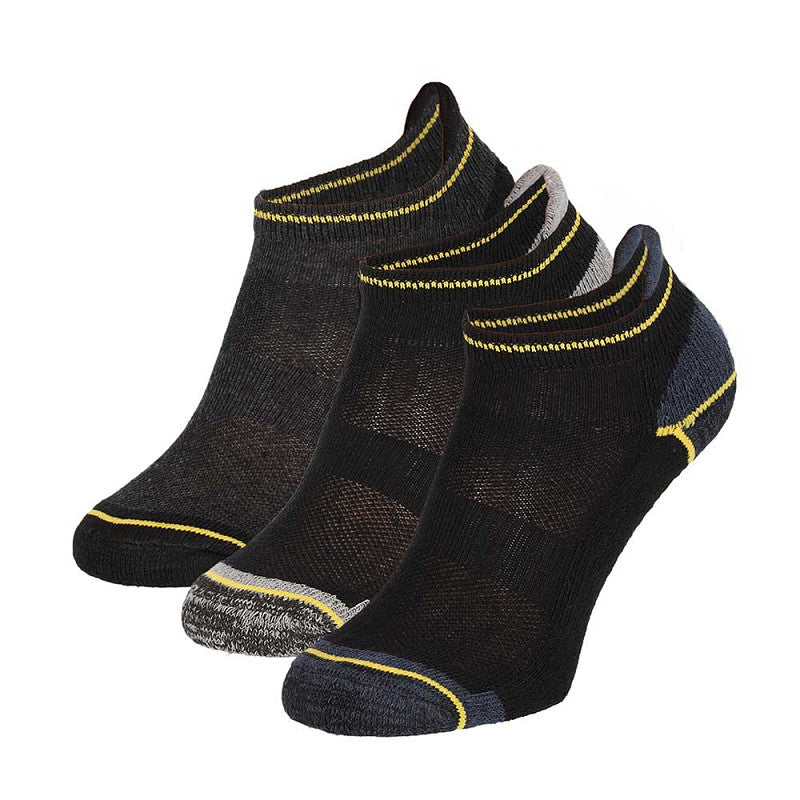 Drie paar Apollo Heren werksokken laag 3-pack in zwart met gele accenten en contrasterende hiel en teen, naast elkaar op een witte achtergrond.