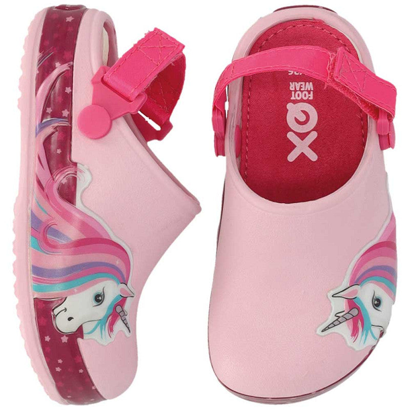 XQ Tuinklompen Meisjes - Met Ledlicht & Unicornprint: roze tuinklompen met unicornprint en regenboogmanen. Eén klomp van opzij, de andere van boven getoond. Ideaal voor kinderen die houden van magische stijlen!.