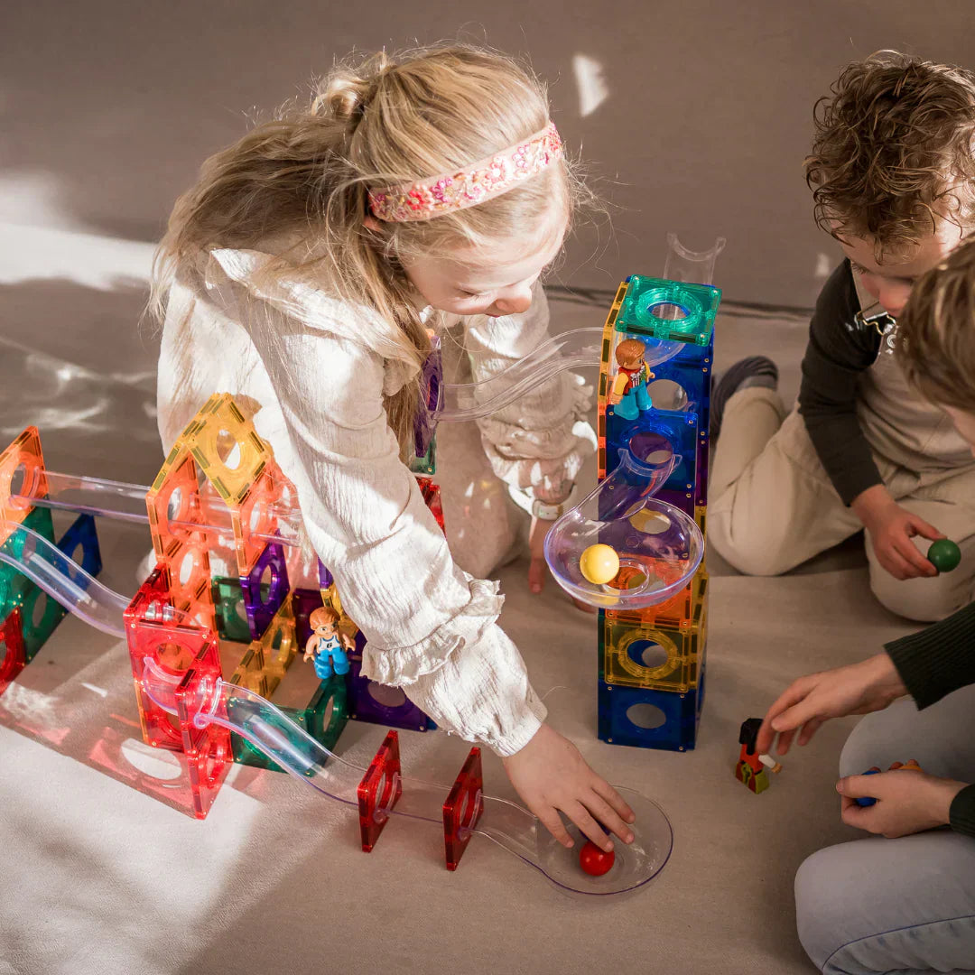 Leren door Spelen: Hoe Gladi Tiles Fantasie en Logisch Denken Ontwikkelen