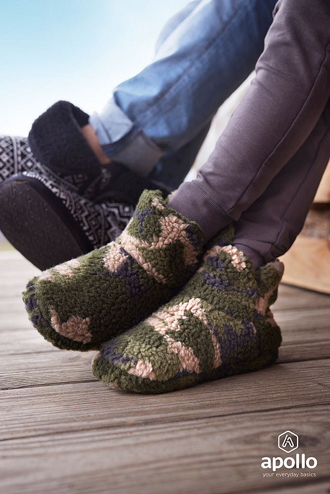Warme sloffen met camouflageprint