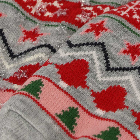 Close-up van de vrolijke kerstprint op grijze Apollo dames x-mas sokken