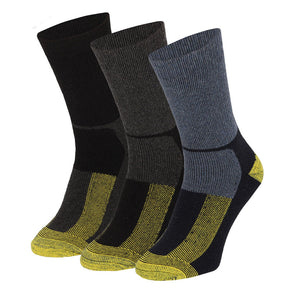 Apollo Heren Thermo werksokken 3-Pack: drie paar crew-length sokken in zwart, donkergrijs en blauwgrijs met gele accenten op tenen, hielen en voetboog. Gemaakt van een gerecyclede wolmix en naast elkaar afgebeeld op een witte achtergrond.