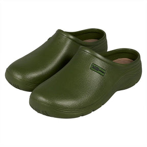 De XQ Tuinklompen Heren Olijfgroen zijn lichtgewicht, slip-on tuinklompen met een waterafstotende afwerking, structuuroppervlak, gesloten teen en open achterkant voor comfort en buitengebruik.